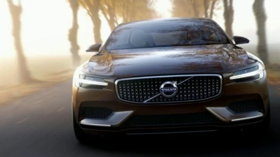 У Volvo опублікували тизер нового потужного седана