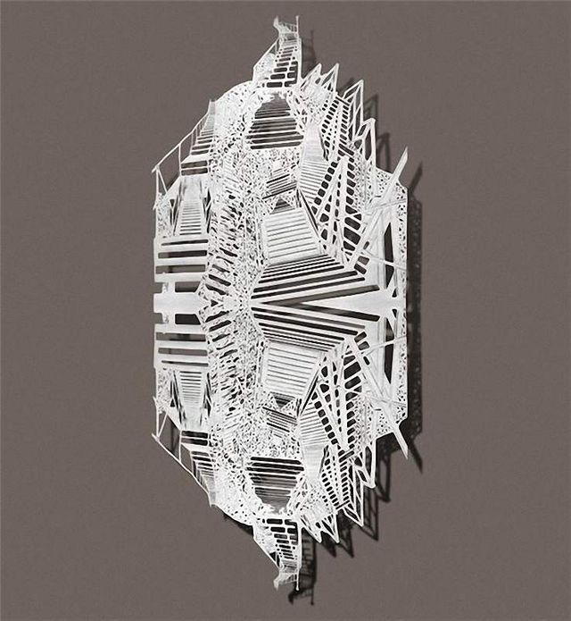 Художниця створює незвичайні картини з паперу- фото 259309