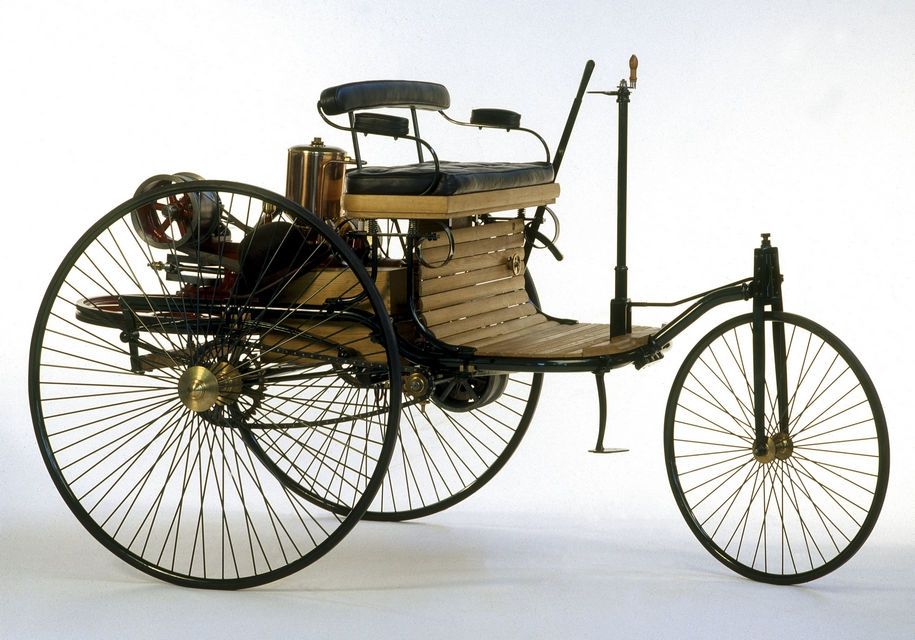 Mercedes продасть репліку першого автомобіля в світі