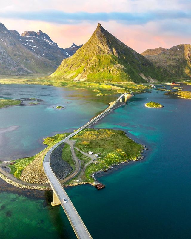 Неймовірний світ в об'єктиві мандрівника - фото 256897