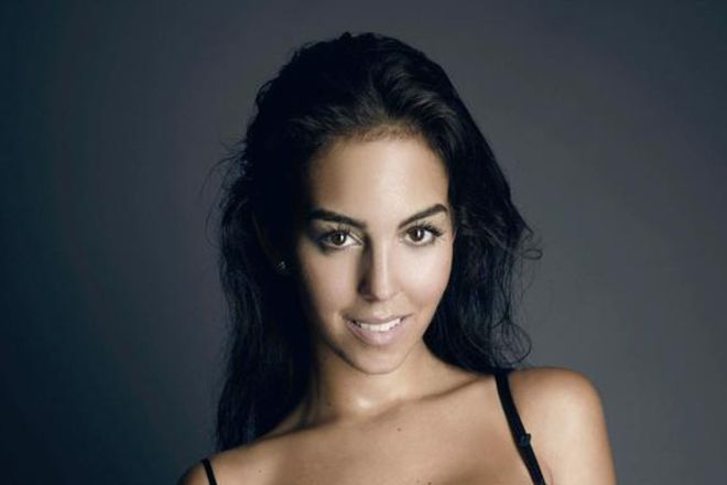 Кохана Роналду показала пікантне фото і поскаржилася на хейтерів