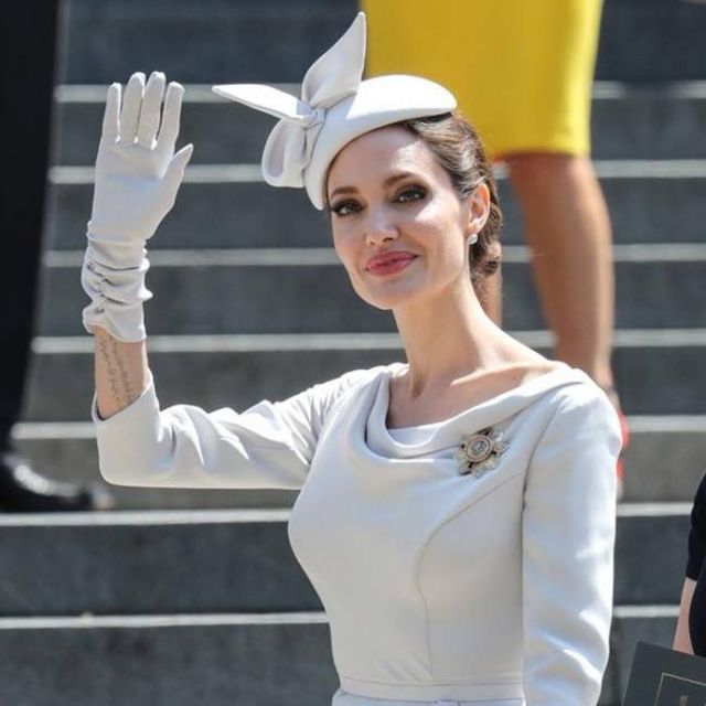 Анджеліна Джолі вразила усіх на церковній службі в Лондоні- фото 259334