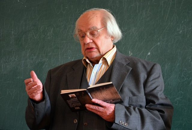 Іван Драч випустив кілька збірок - фото 256689