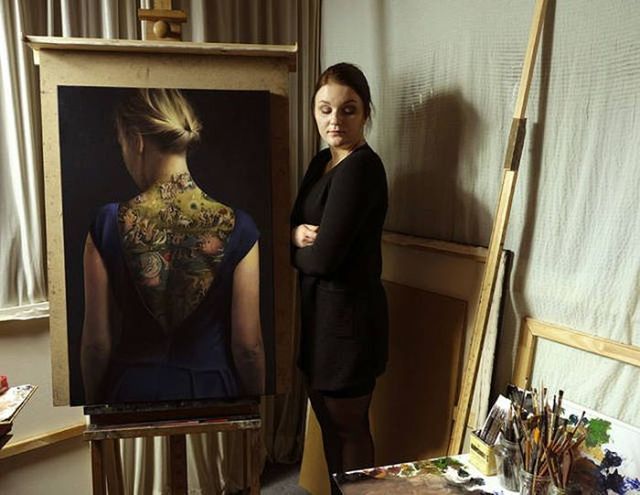 Жінка з незвичайним татуюванням підкорила мережу, і ось чому - фото 253013