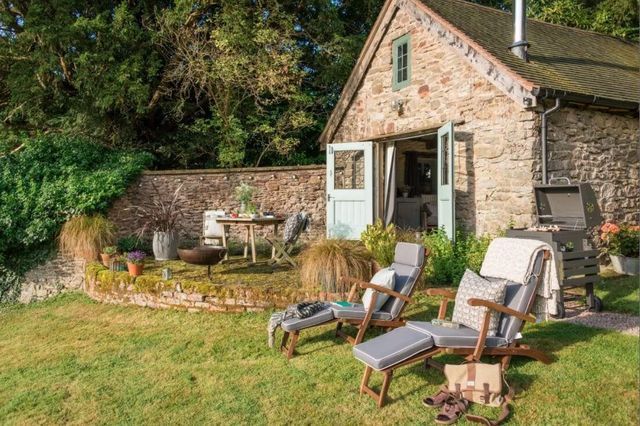 Незвичайний дизайн будинку, якому більше 500 років- фото 256422