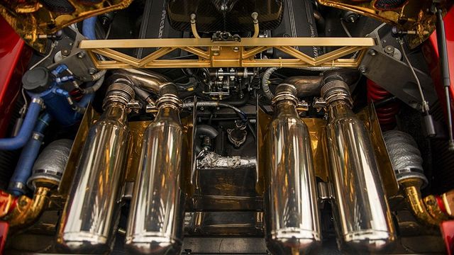 Найкращий McLaren F1 виставили на продаж - фото 256448