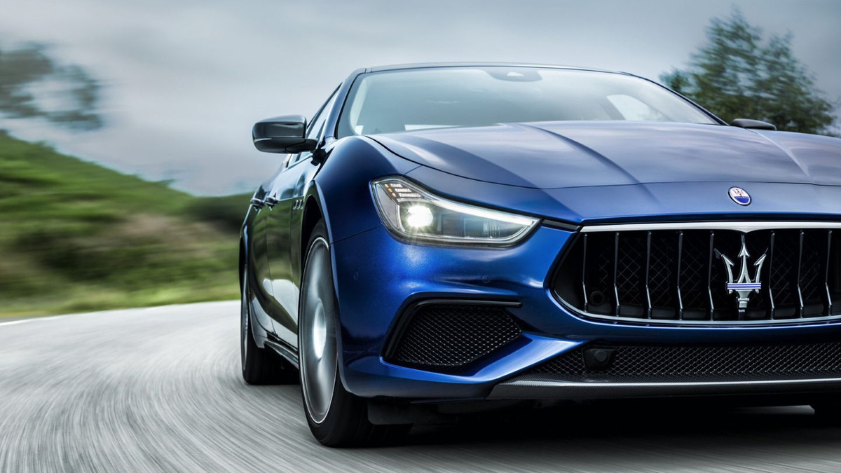 Maserati випустить великий гібридний кросовер і електросуперкар - фото 1