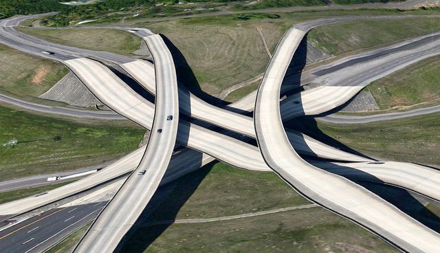 Листівки з Google Earth: світлини, які показують спотворену реальність - фото 259373