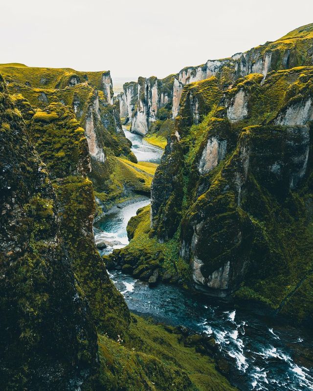 Талановитий фотограф показує свої пригоди світом - фото 254459
