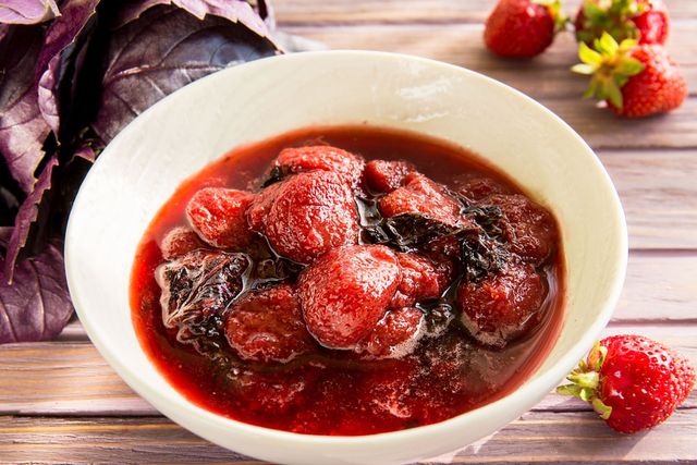 Полуничне варення з базиліком і ваніллю - фото 258519