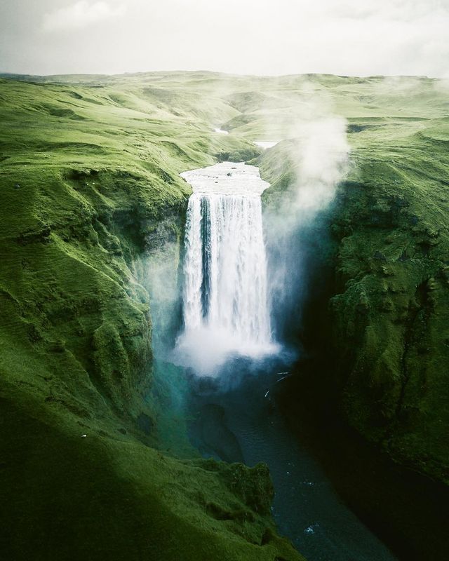 Талановитий фотограф показує свої пригоди світом - фото 254450