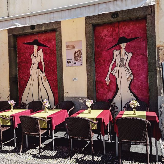 Фотограф показав таємничі двері островів Мадейра - фото 256549