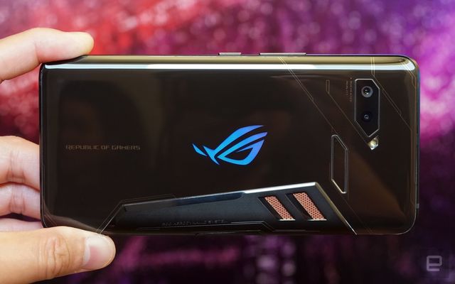 ASUS ROG Phone: потужний смартфон для мобільних ігор - фото 252692