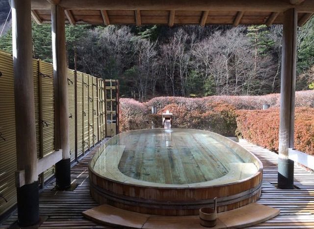 Який всередині найстаріший готель світу: незвичайні фото - фото 258069