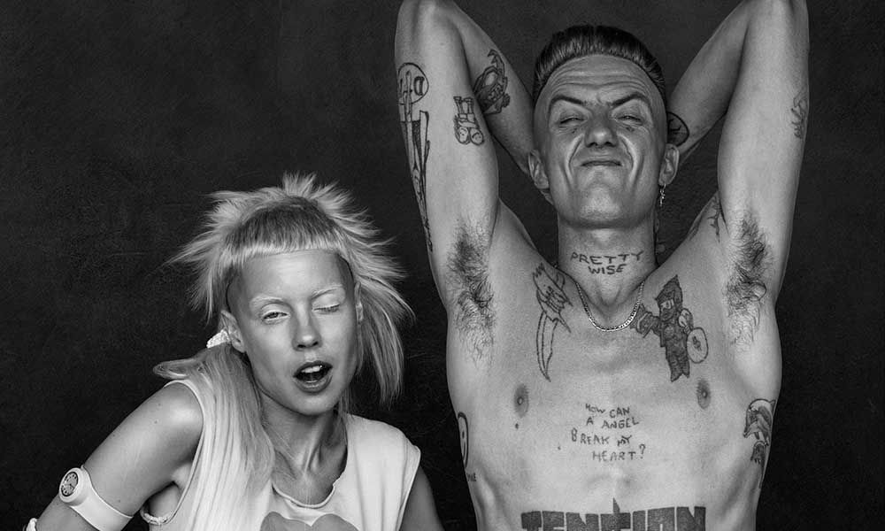 Похмуре фентезі з прибульцями: новий кліп Die Antwoord