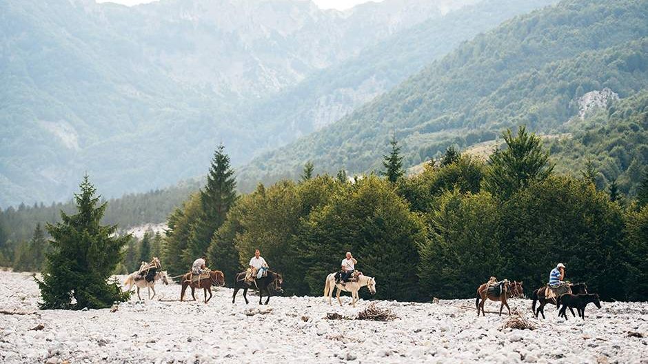 Мандрівник показав незвичайні знімки Європи