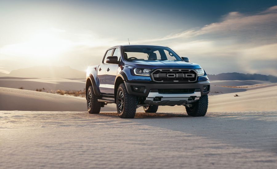 Пікап Ford Ranger Raptor протестували на гірських дорогах: ефектне відео