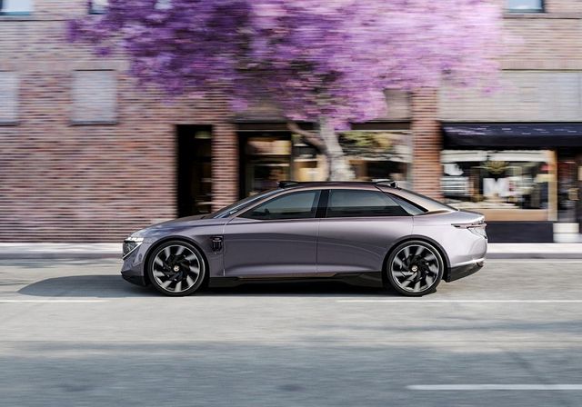 Китайці показали свого 'вбивцю' Tesla - фото 255171