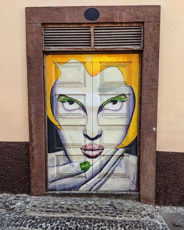 Фотограф показав таємничі двері островів Мадейра - фото 256546