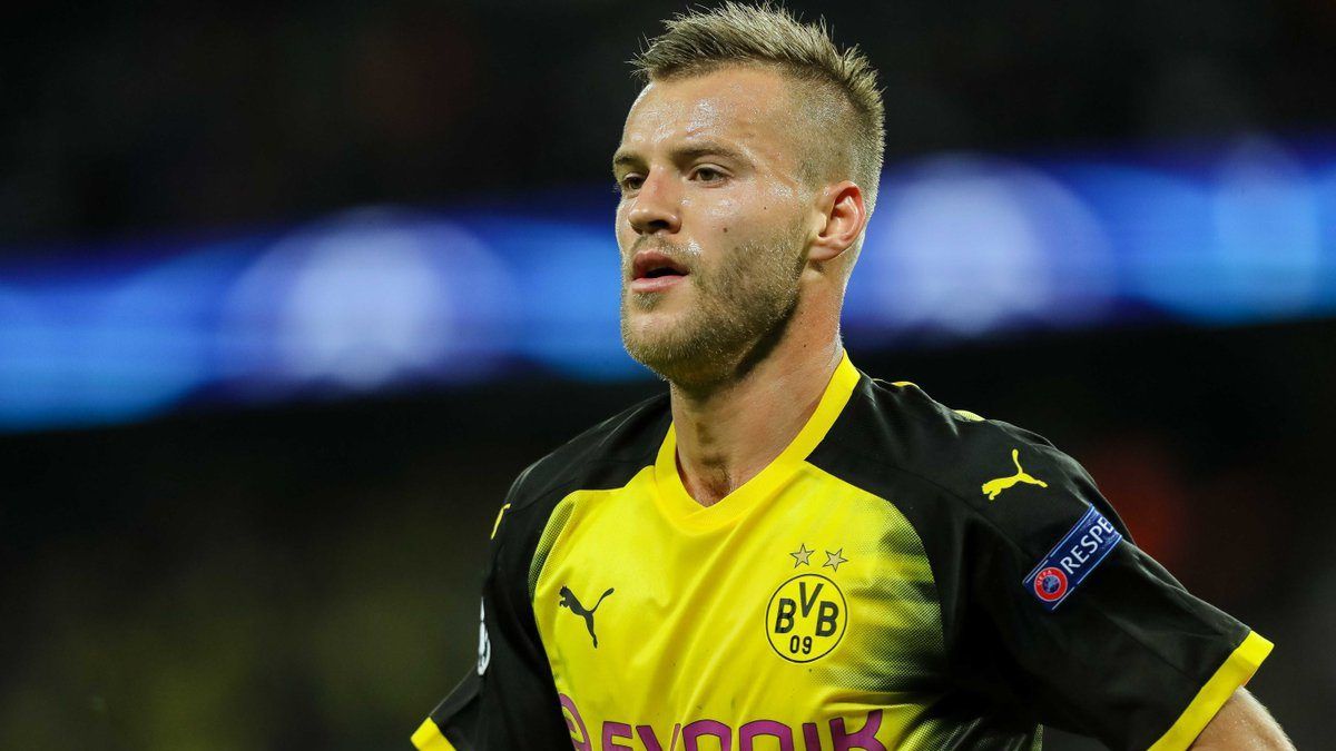 Українцем також цікавиться турецький "Фенербахче" - фото 1