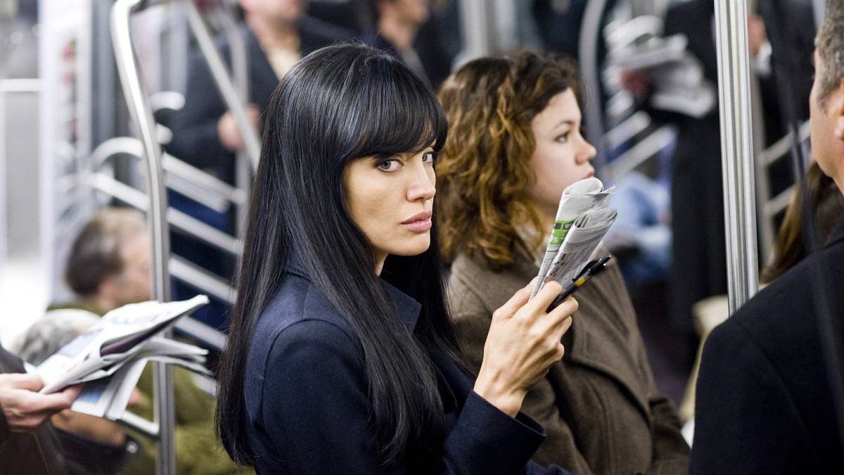 Анджеліну Джолі не взяли у новий фільм про Джеймса Бонда