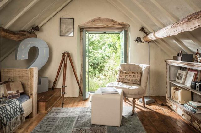 Незвичайний дизайн будинку, якому більше 500 років- фото 256423