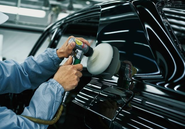 Новий седан від Toyota коштує як Mercedes S-класу - фото 257743