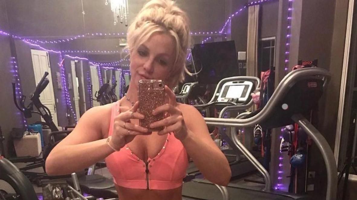 Спорт в житті знаменитості займає не останнє місце - фото 1