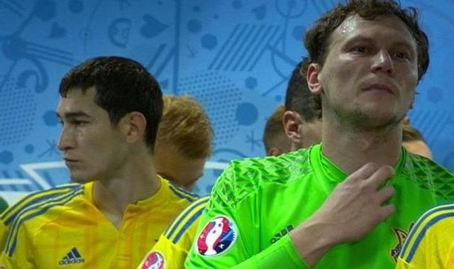 Збірна України втратила двох лідерів перед важливим матчем- фото 252015