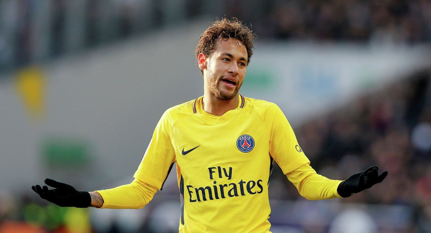 Фанати висміяли зачіску Неймара