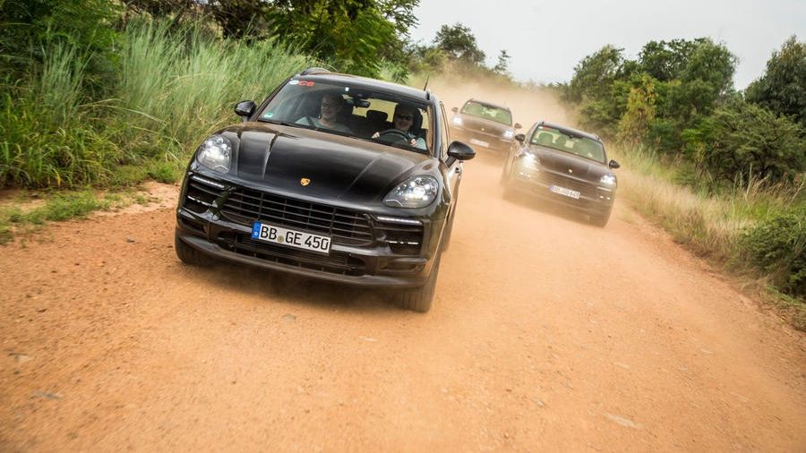 Новий Porsche Macan 2019 зняли без камуфляжу