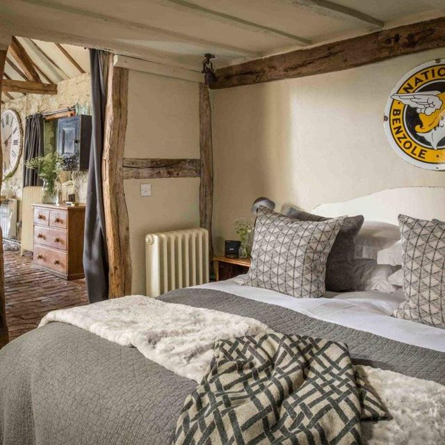 Незвичайний дизайн будинку, якому більше 500 років- фото 256426