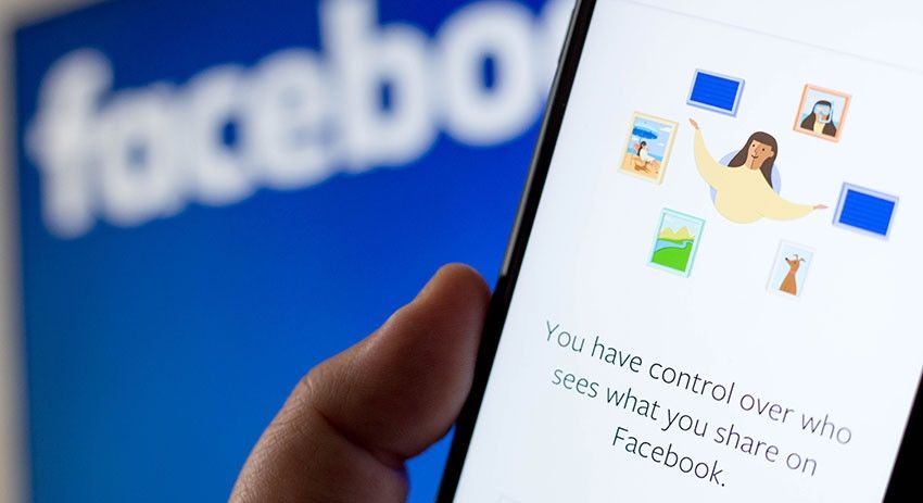 Facebook ділиться особистими даними з виробниками смартфонів
