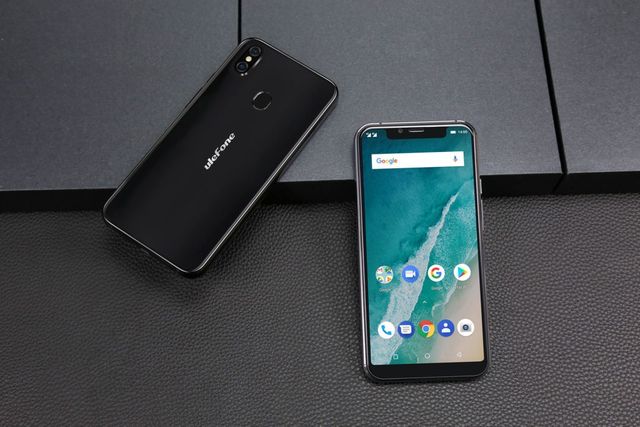 Ulefone X: китайський смартфон, який 'дихає в потилицю' iPhone X - фото 253959