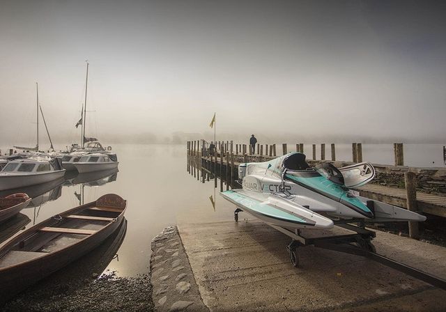 Jaguar встановив рекорд швидкості на воді - фото 255676