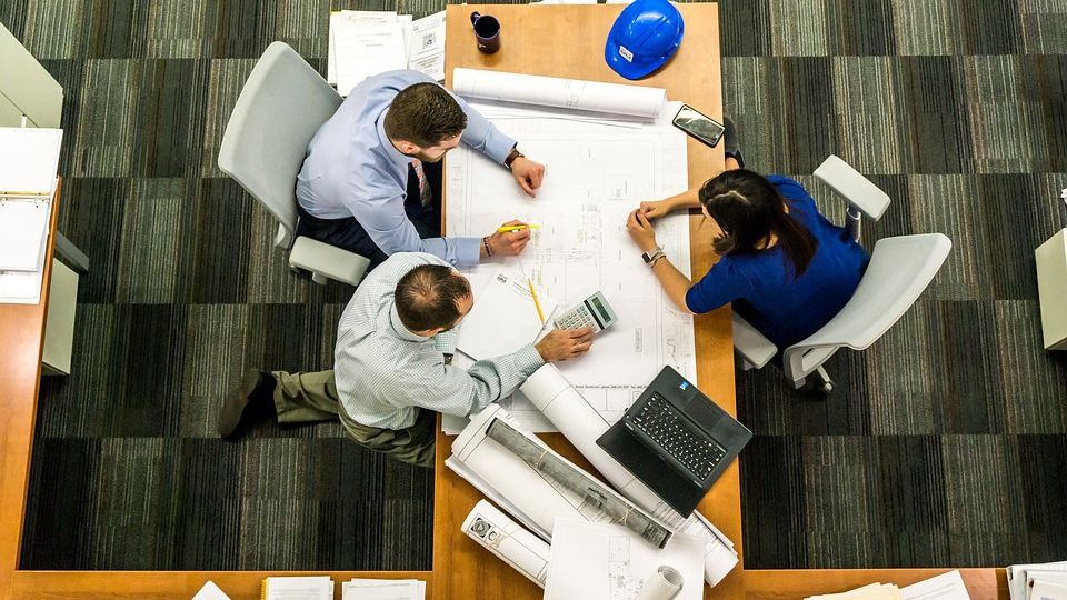 Ці 10 фраз не можна говорити своєму керівнику