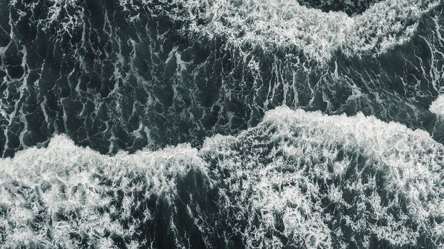 Фотограф показав шторм над Тихим океаном, і результат вражає - фото 255014