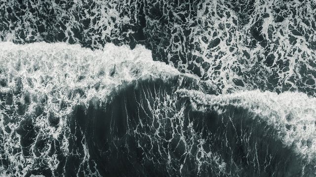 Фотограф показав шторм над Тихим океаном, і результат вражає - фото 255016