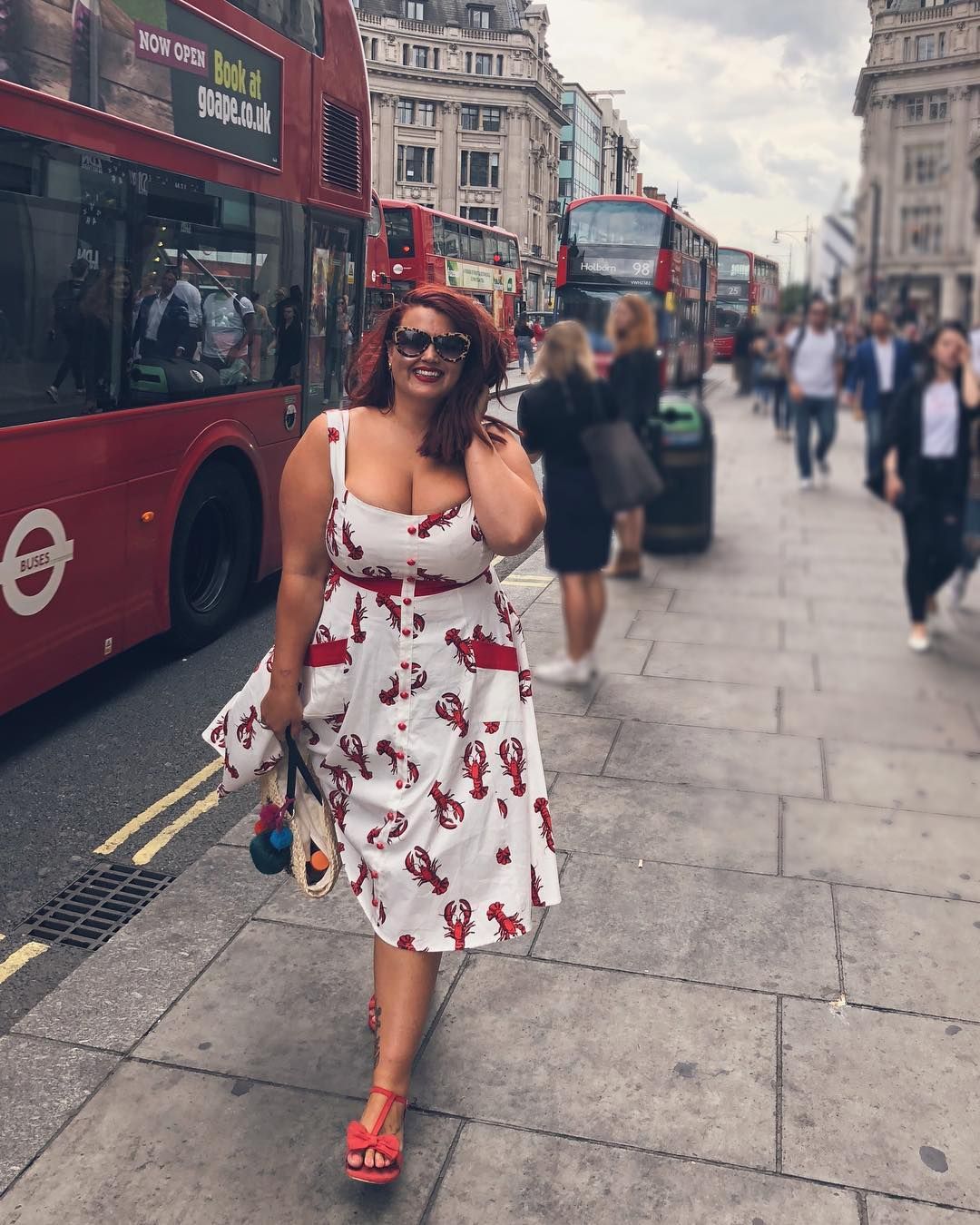 Модель plus-size розповіла правду про Instagram