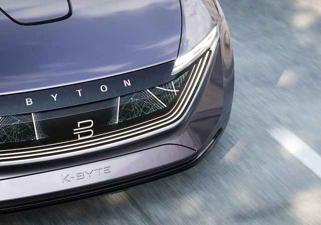 Китайці показали свого 'вбивцю' Tesla - фото 255170