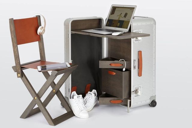 Дизайнер створив валізу з офісом і кухнею- фото 253035