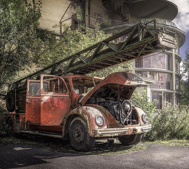 Фотограф показав закинуті місця Німеччини: незвичайні кадри - фото 257690