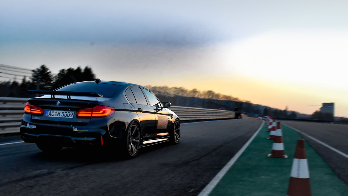 Ще потужніше: німецьке ательє удосконалило BMW M5 - фото 1