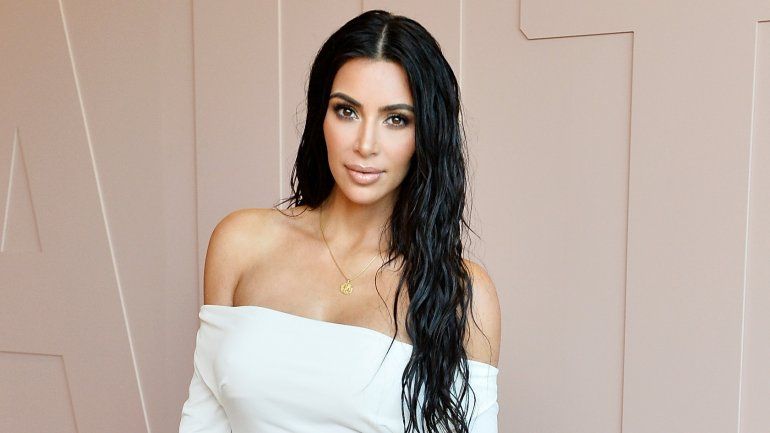 Кім Кардашян звернулася до творців Twitter з несподіваним проханням