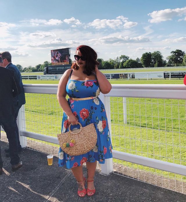 instagram.com/fullerfigurefullerbust - фото 255431