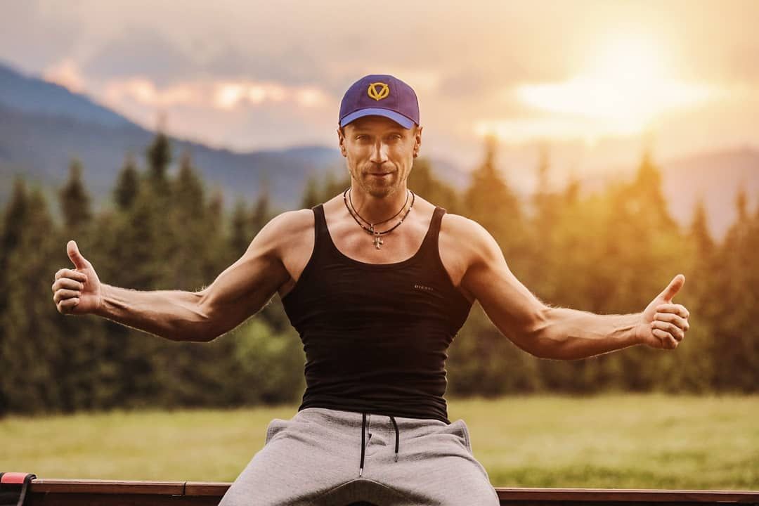 Олег Винник показав свої тренування в Карпатах