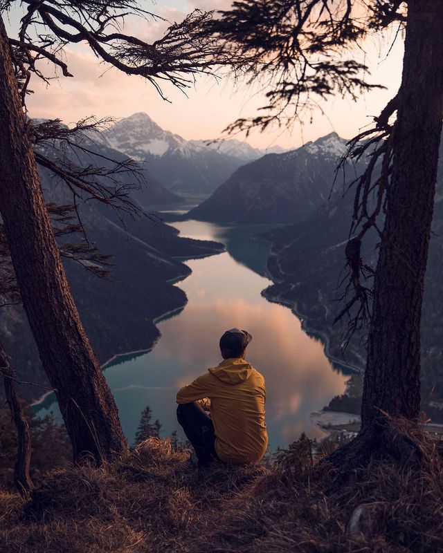 Казкові гірські пейзажі в об'єктиві тревел-фотографа - фото 251872