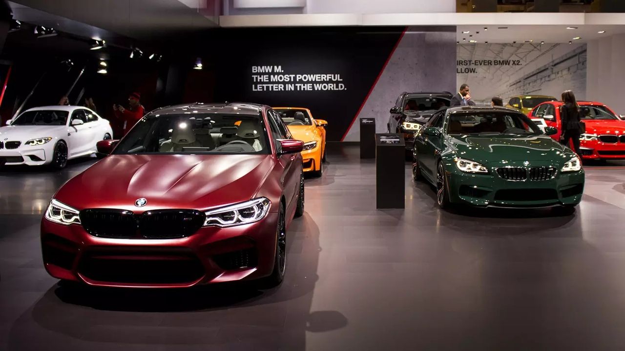 Названі найпопулярніші кольори автомобілів