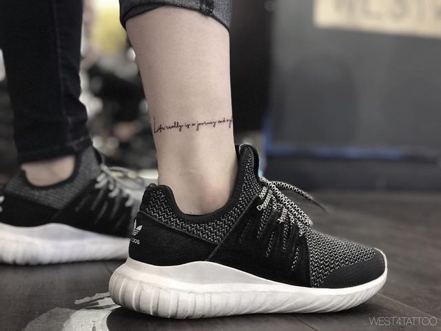 Мінімалістичні тату / Instagram - фото 265583