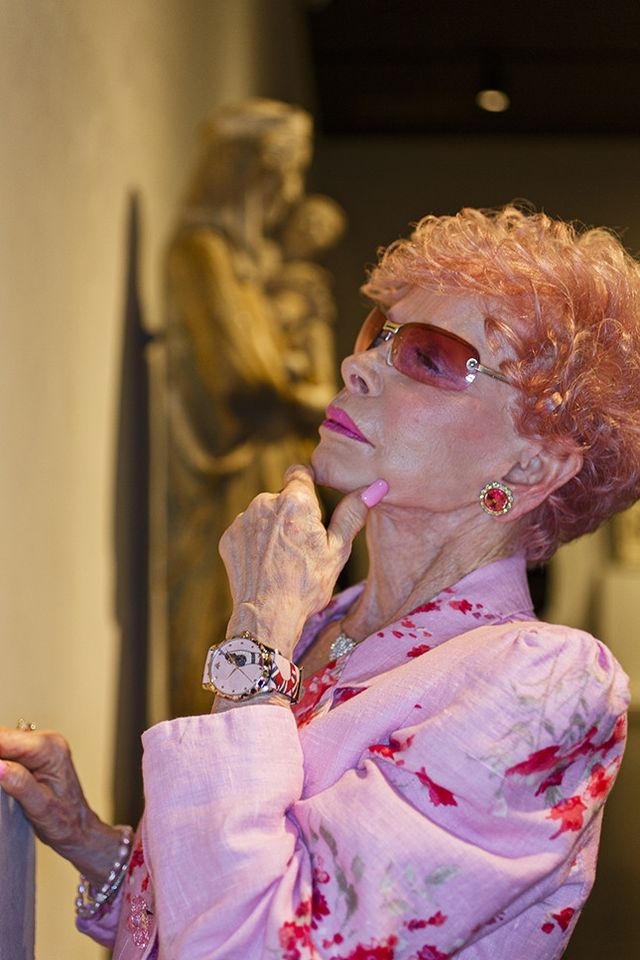 Ефектні кадри рекламної кампанії годинників Gucci - фото 264125